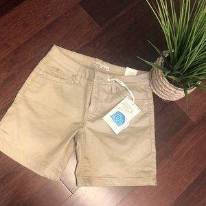 Wanna Betta Butt Shorts